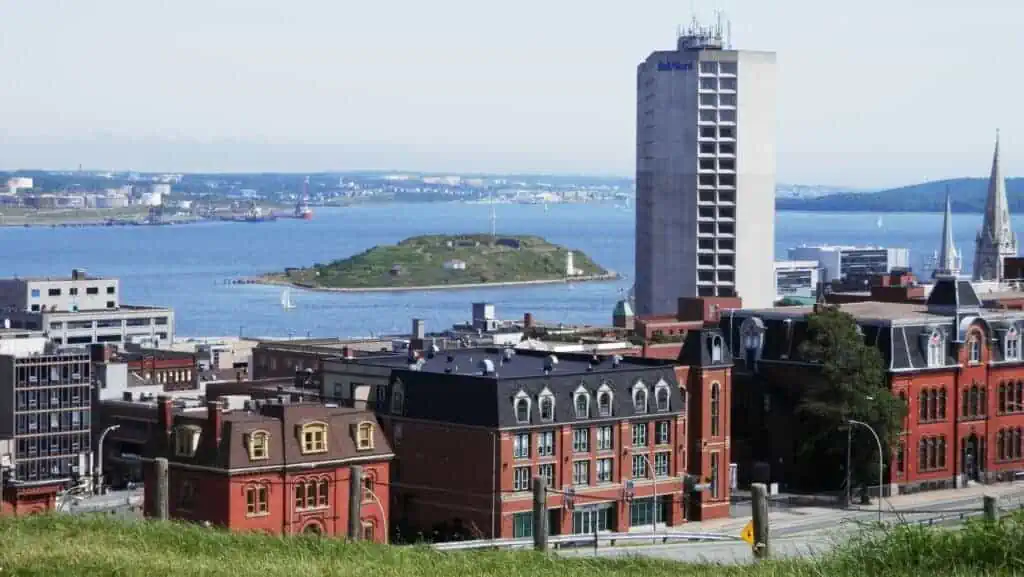 What is a livable wage in Nova Scotia?