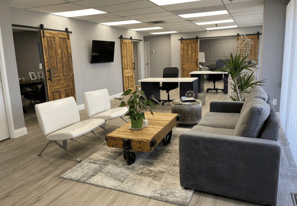 J2 Retail Management Office