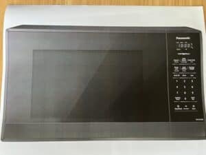 Micro-ondes Panasonic NNSG448SC