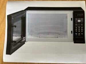 Micro-ondes à poser Danby DBMW0721BBB