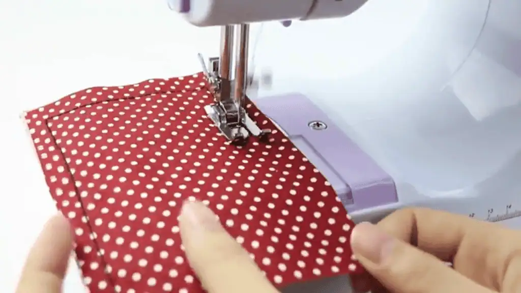 Buxfmht Sewing Machine in Use