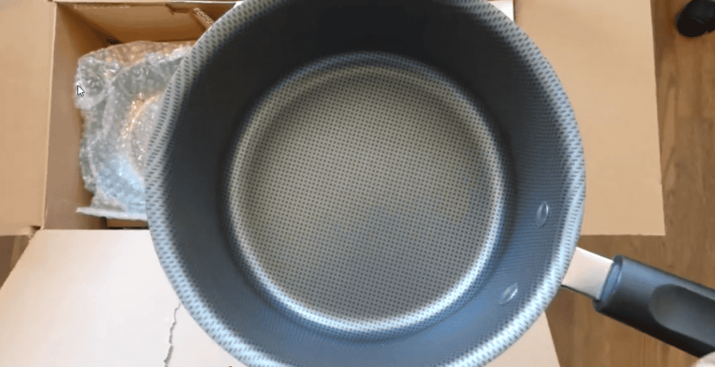 Tramontina PrimaWare Nonstick Cookware Set Inside Texture