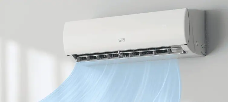 Costway 11500 BTU Mini Split Air Conditioner in Use