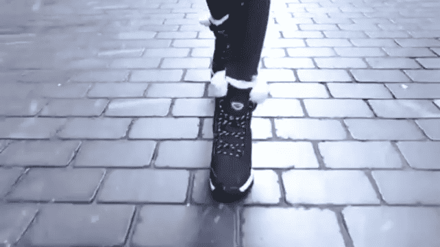 Ziitop Women's Fur Lined Winter Boots on Feet