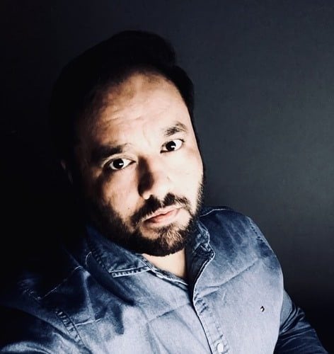 Zeeshan Khan